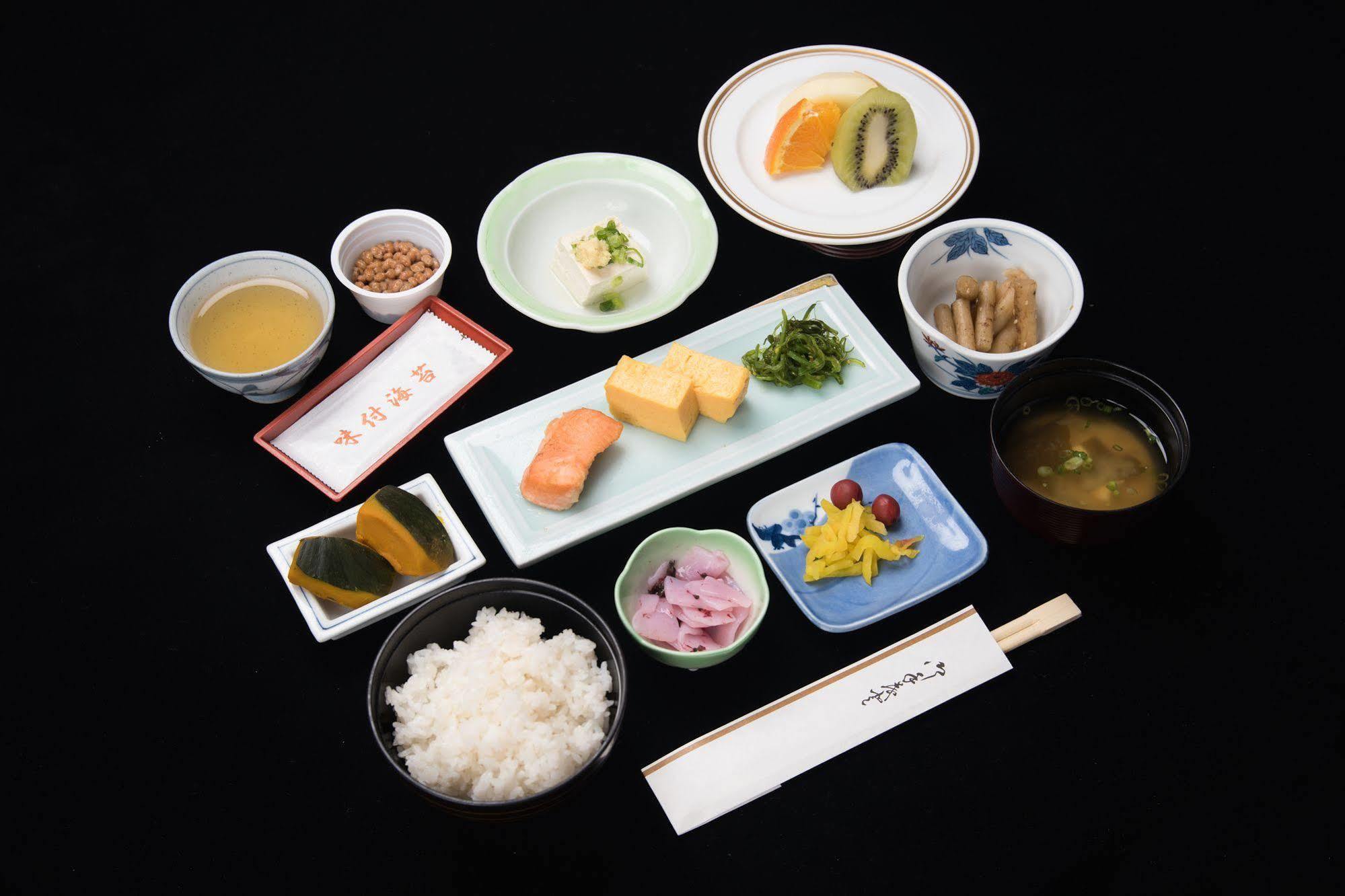 Hakuba Royal Hotel Екстер'єр фото